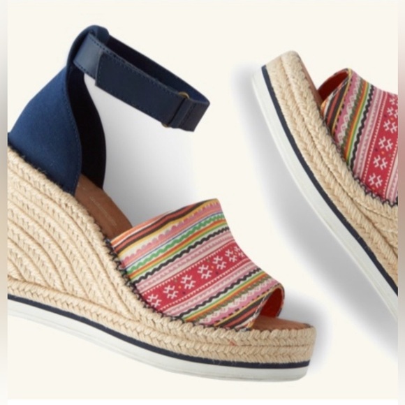 TOMS Espadrille Wedge Sandals - Picture 1 of 6